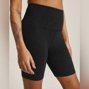 BEYOND YOGA Spacedye High Waisted 7" Biker Short